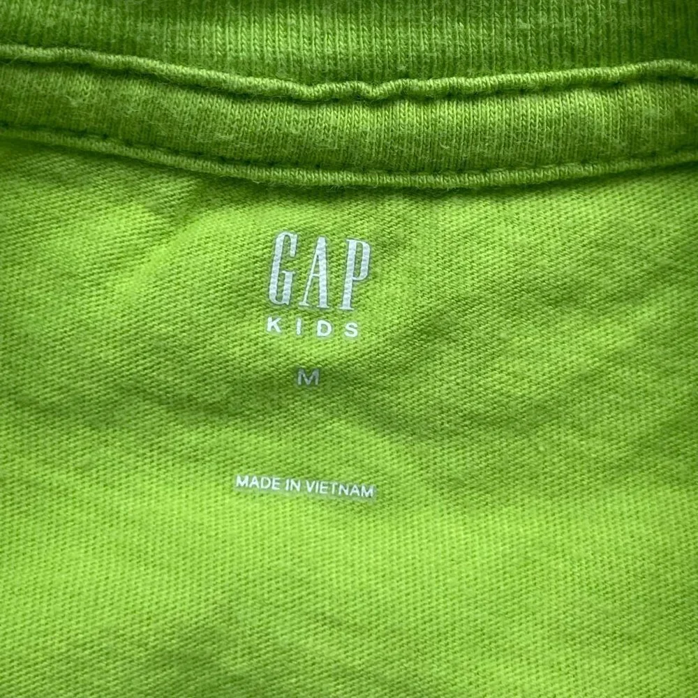 Gap Kids Boys Neon Green short sleeve shirt Medium (8-9)